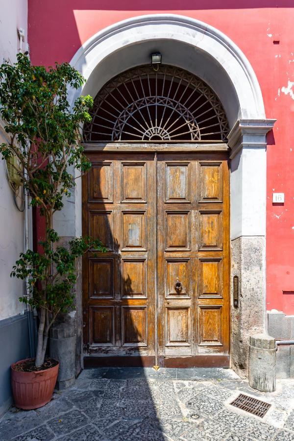 Calascione Apartments By Wonderful Italy Naples Exterior photo
